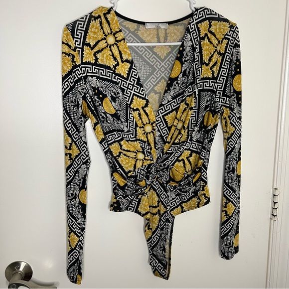 A3 Design | black, white, gold long sleeve bodysuit | medium - Picture 2 of 6